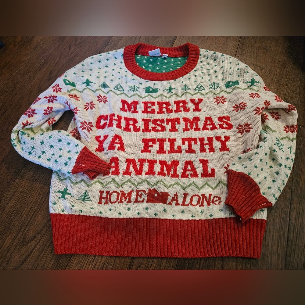 WOMENS HOME ALONE Ya Filthy Animal CHRISTMAS SWEATER SMALL Used Condition Xmas.